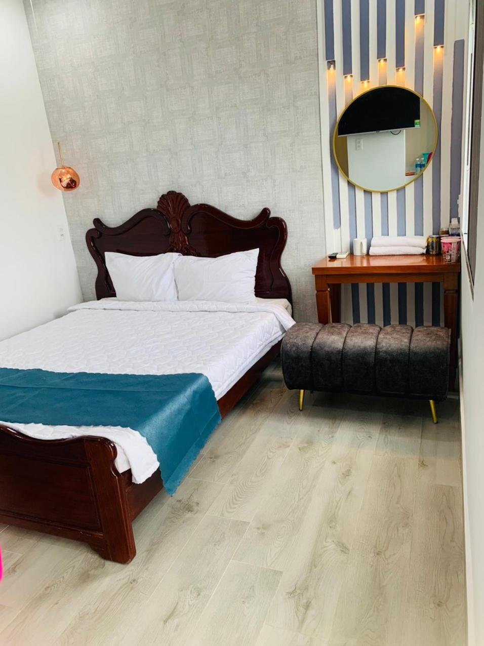 Cà Mau Khach San Quoc Te酒店 外观 照片